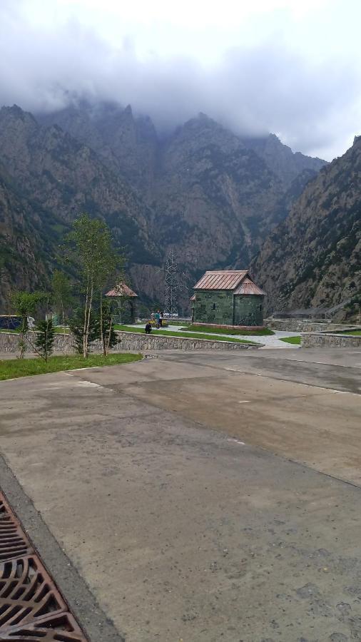 Come & Rest Kazbegi Exterior foto